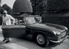 Princ Charles vlastní unikátní Aston Martin DB6 Volante, jezdí na víno a sýr