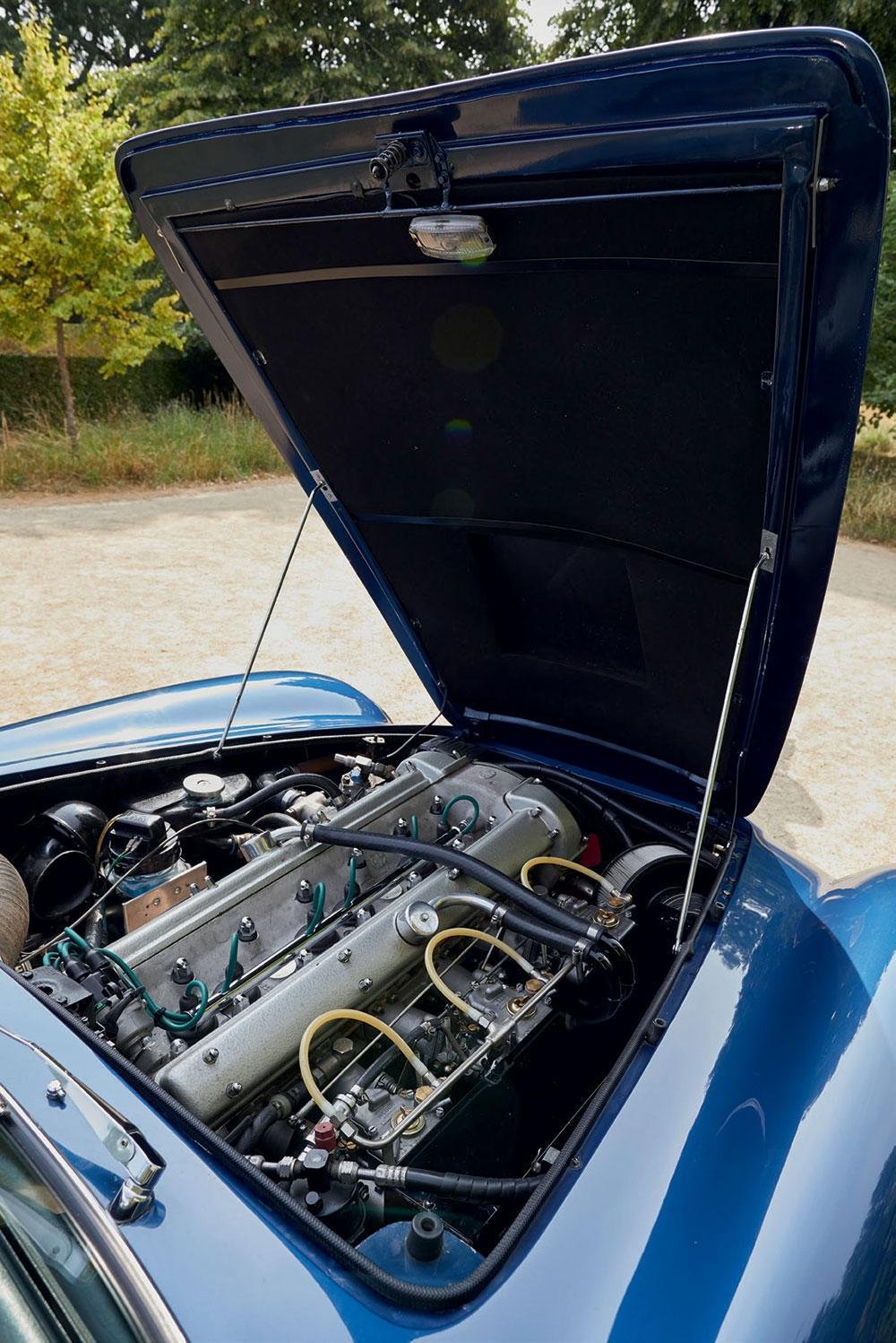 Aston Martin DB6 Mk2 Vantage Volante (1969)