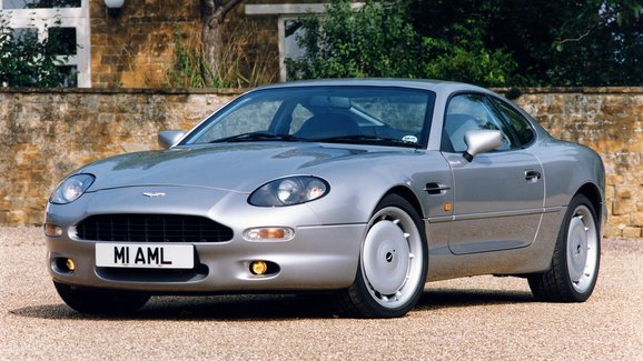 Aston Martin DB7 (1993-2003): Šestiválce a V12 z Bloxhamu