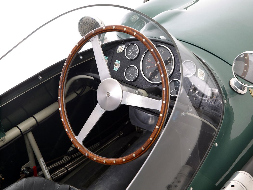 Aston Martin DBR4