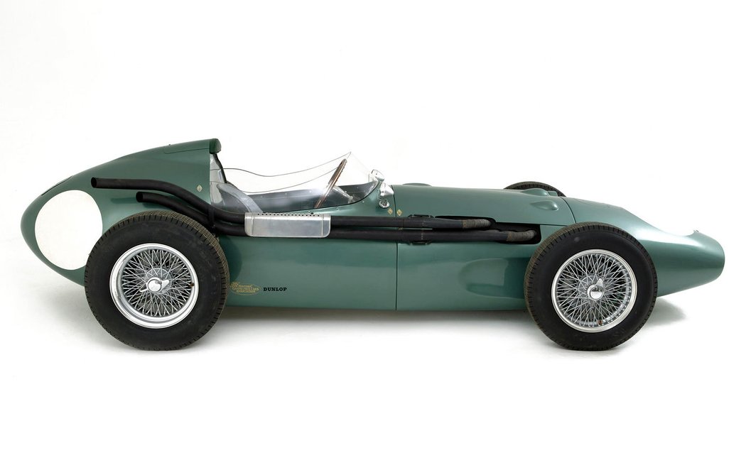 Aston Martin DBR4