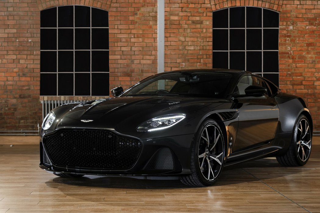 Není čas zemřít - Aston Martin DBS Superleggera