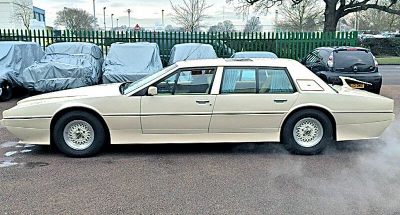 Aston Martin Lagonda Series 2 Tickford limousine (1985)