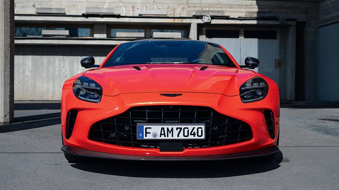 Výsledky výrobce luxusních automobilů za loňský rok zaostaly za očekáváním. Výsledky výrobce luxusních automobilů za loňský rok zaostaly za očekáváním.