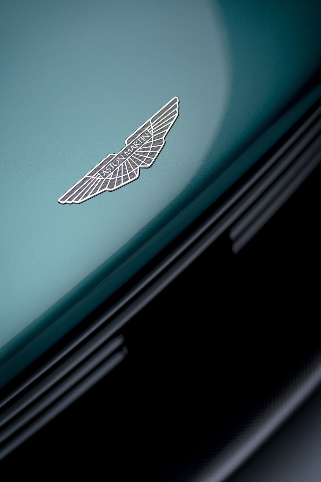 Aston Martin Valhalla