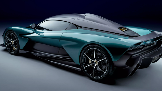 V roce 2024 slibuje Aston Martin představit plug-in hybridní model Valhalla