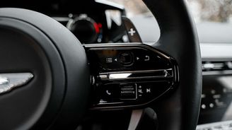 Aston Martin Vanquish Aston Martin Vanquish