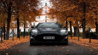 Aston Martin Vanquish Aston Martin Vanquish