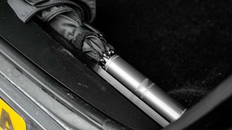 Aston Martin Vanquish Aston Martin Vanquish