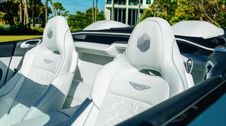 Aston Martin Vanquish Volante Wave Edition Aston Martin Vanquish Volante Wave Edition