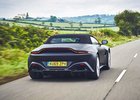 Aston Martin Vantage Roadster na prvních fotkách. Otevřený krasavec se chystá na příští sezonu
