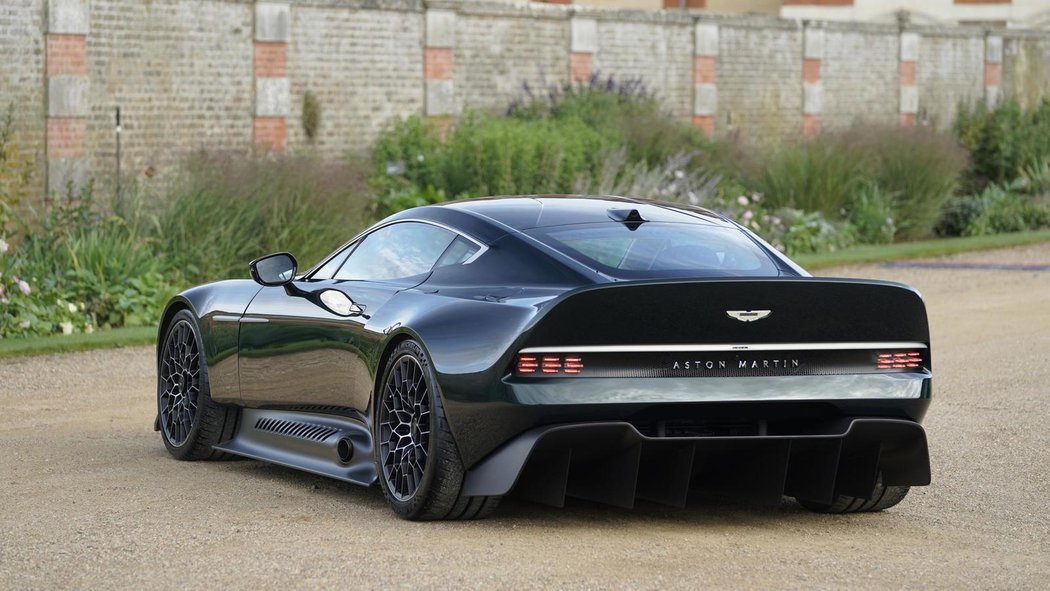 Aston Martin Victor