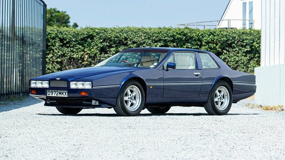 Jediné kupé se vzhledem Astonu Martin Lagonda se prodalo za 8 milionů. Slepá ulička vývoje to však není