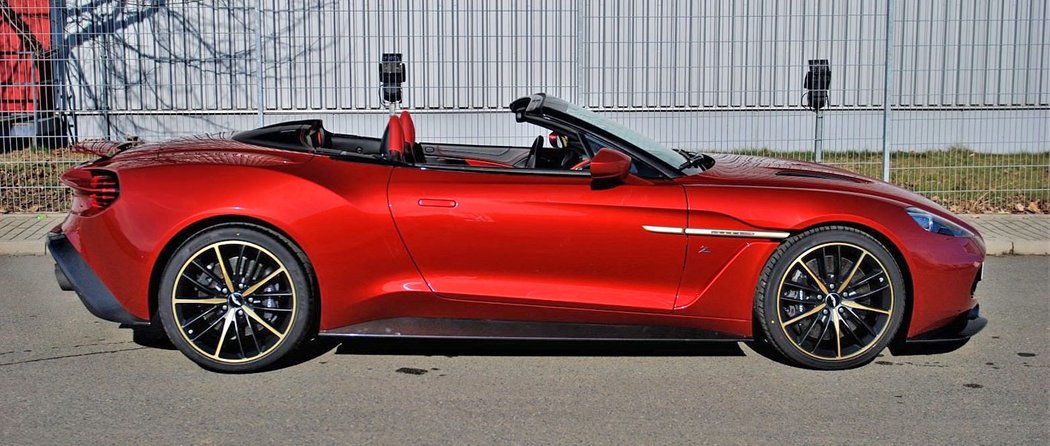 Aston Martin Vanquish Zagato Volante