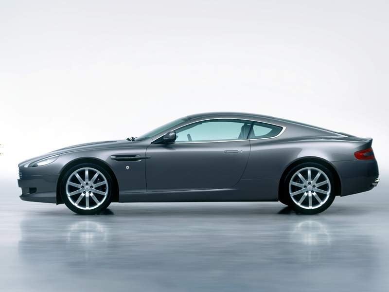 Aston Martin DB9