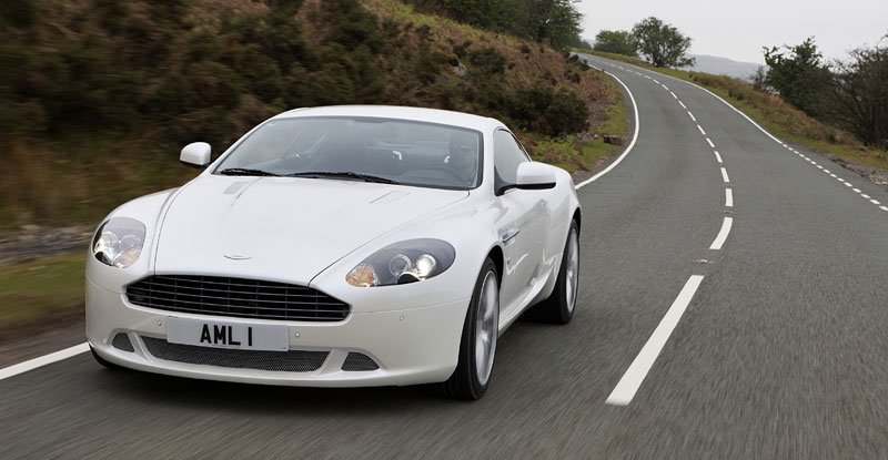 Aston Martin DB9