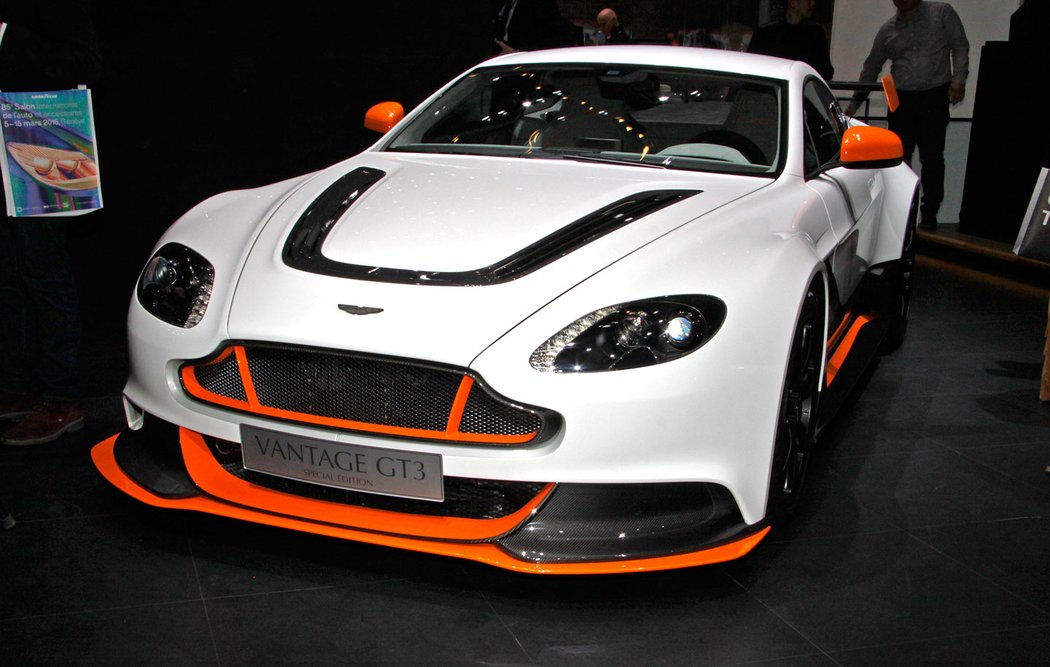 astonmartin novemodely autosalon zeneva2015 sportovni supersport crossover