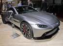 Ženeva 2018: Aston Martin V8 Vantage poprvé naživo. Parádně vypadající sporťák, ale co ten interiér?