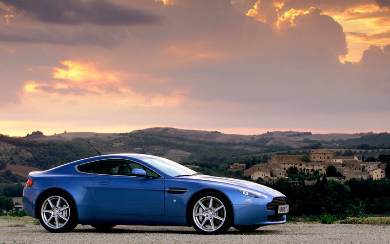 Aston Martin Vantage