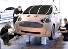 Aston Martin Cygnet jako Toyota iQ v novém hávu