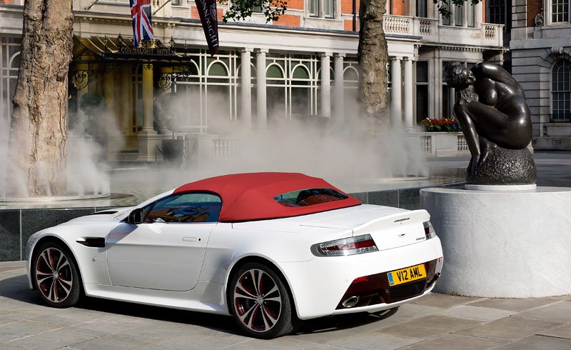 Aston Martin Vantage