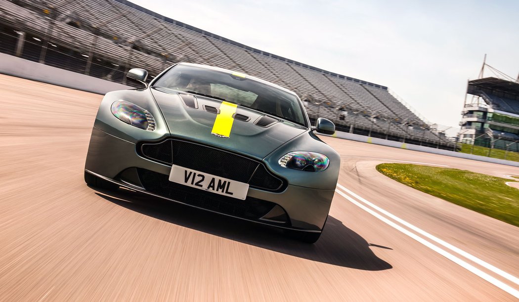 Aston Martin Vantage AMR