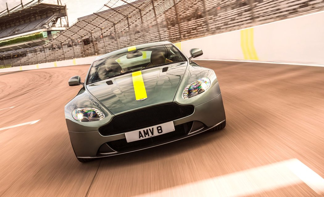 Aston Martin Vantage AMR