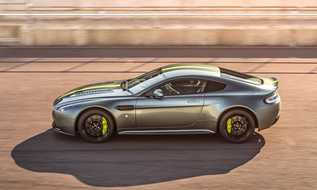 Aston Martin Vantage AMR