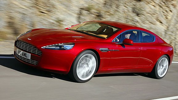 Aston Martin svolává 18 tisíc aut, opět kvůli pedálu plynu