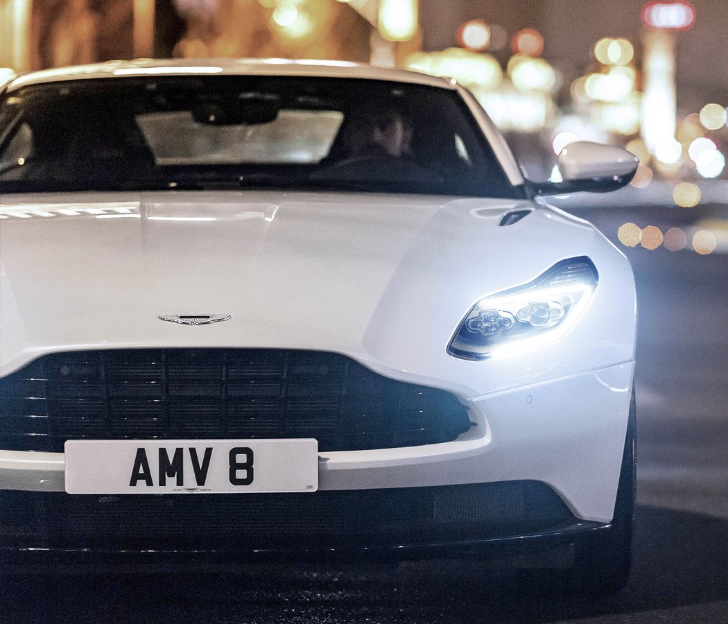 Aston Martin DB11