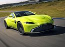 Nový Aston Martin Vantage je tu. S motorem Mercedesu a elektronickým diferenciálem