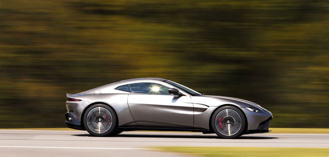 Aston Martin Vantage