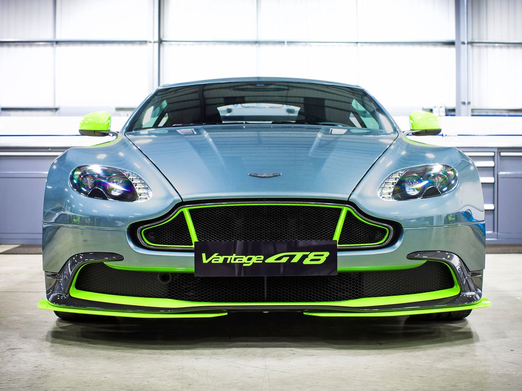 Aston Martin Vantage