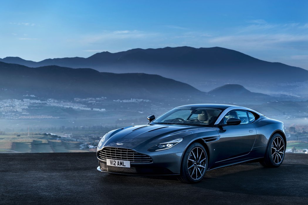 astonmartin novemodely video sportovni kupe