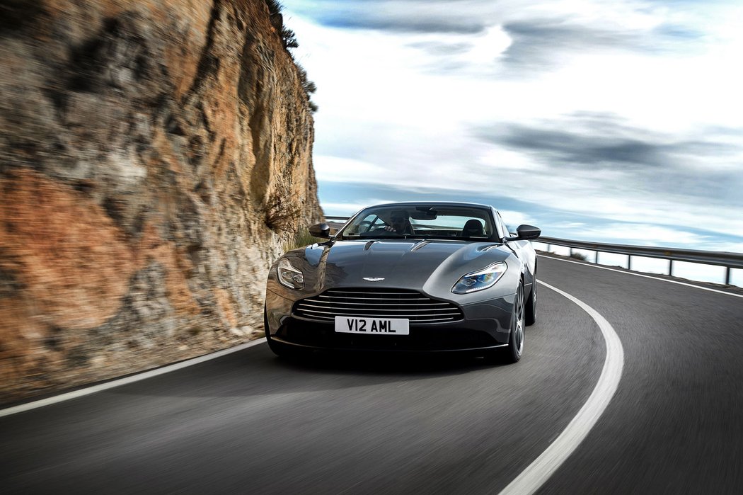 astonmartin novemodely video sportovni kupe