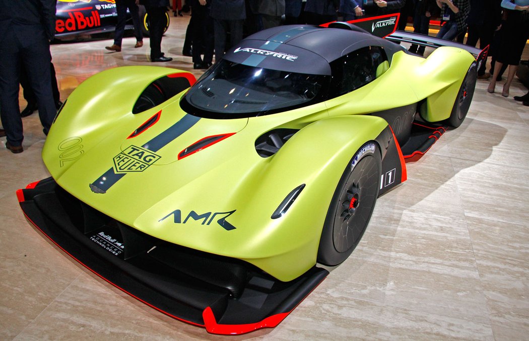 Aston Martin Valkyrie AMR Pro