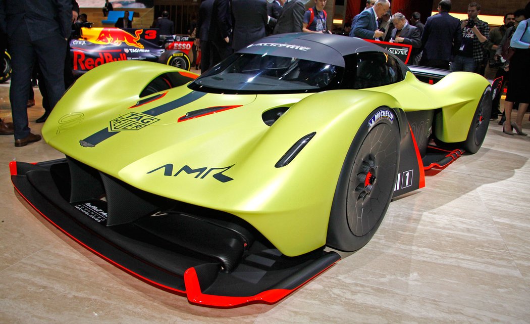 Aston Martin Valkyrie AMR Pro