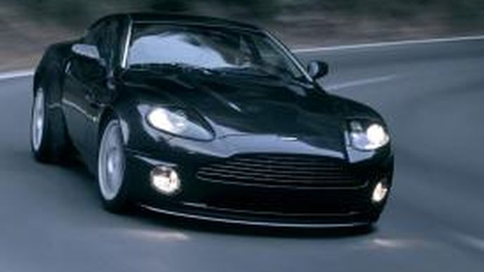 Aston Martin v Paříži 2004 Aston Martin v Paříži 2004