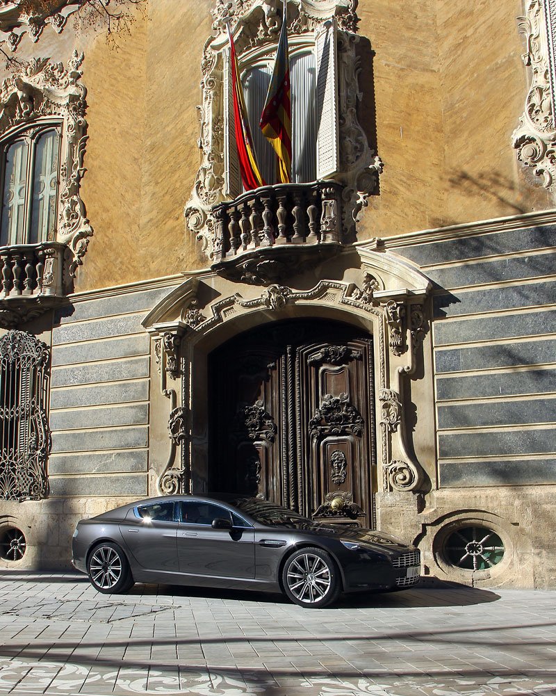 Aston Martin Rapide