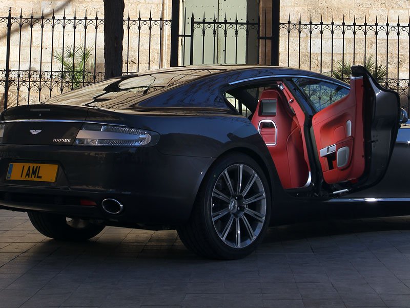 Aston Martin Rapide