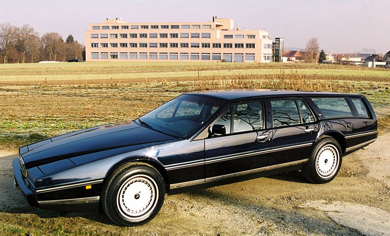 Aston Martin Lagonda 2000