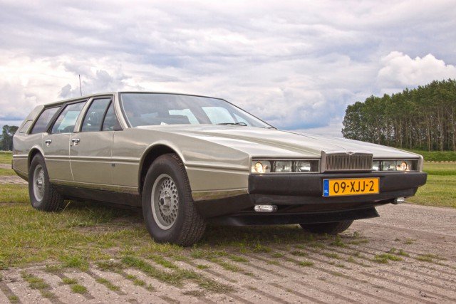 Aston Martin Lagonda 2010