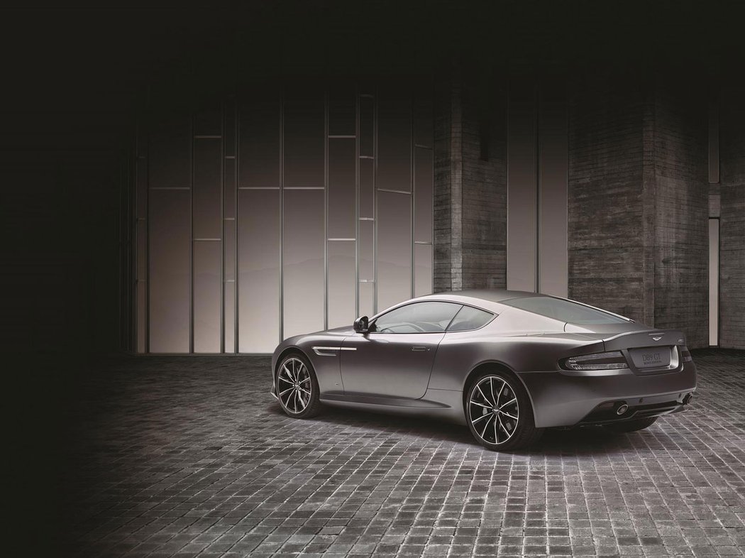 Aston Martin DB9