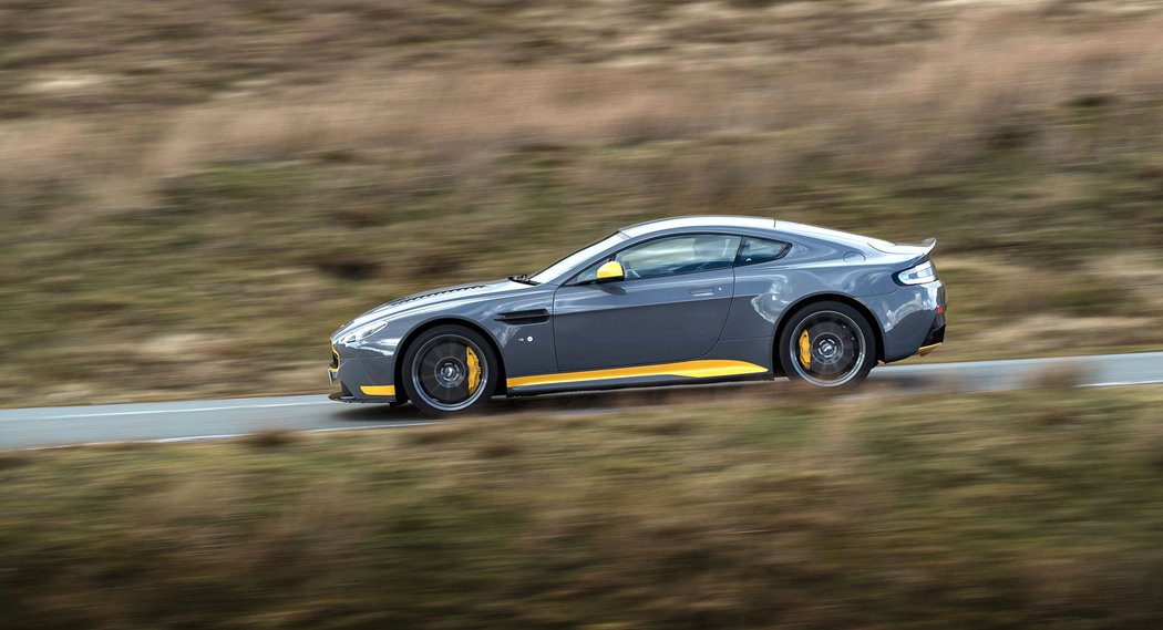 Aston Martin Vantage