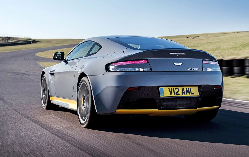 Aston Martin Vantage