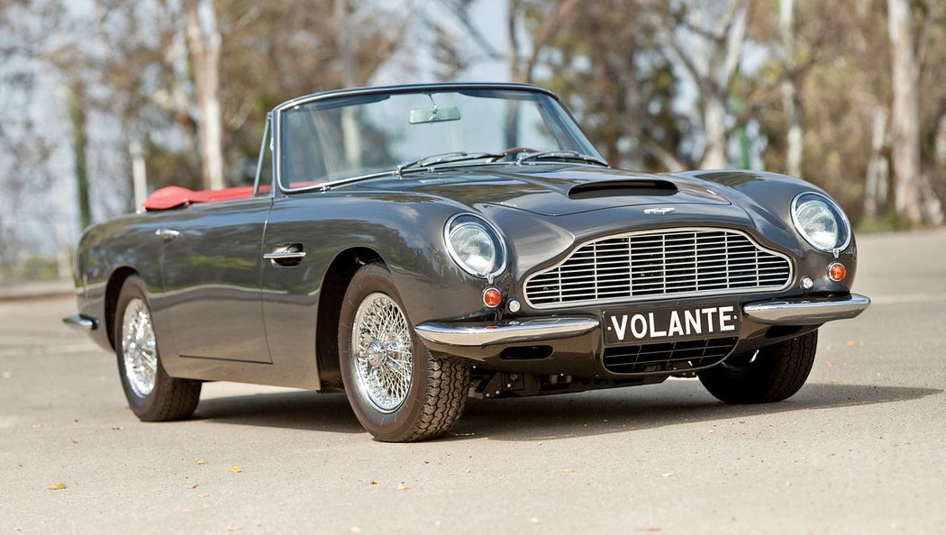 Aston Martin DB6 Volante (1966)