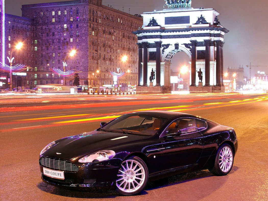 Aston Martin DB9