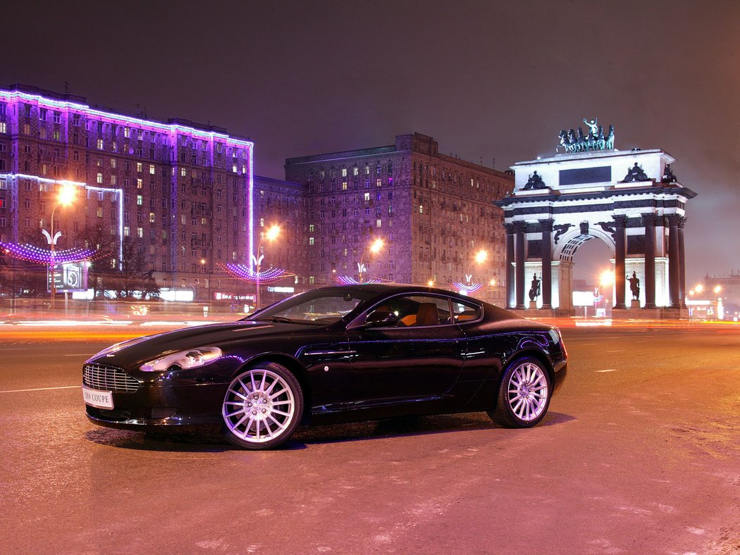 Aston Martin DB9