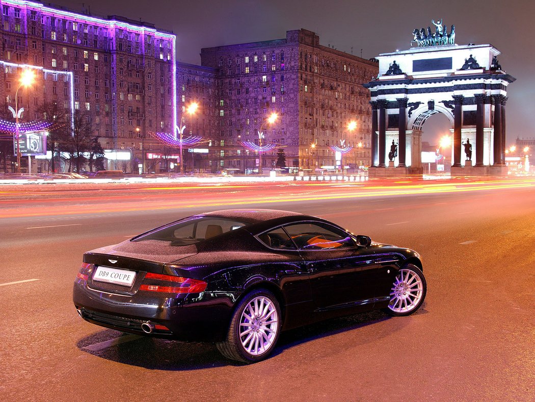 Aston Martin DB9