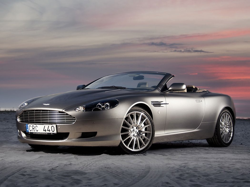 Aston Martin DB9